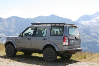 Out-Rack Roof rack ULTRA SLIM for Land Rover Discovery 3/4 – Installation without rails