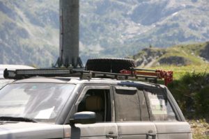 Range Rover L322 Roof Rack Out-Rack Ultra Slim by LRP.jpg